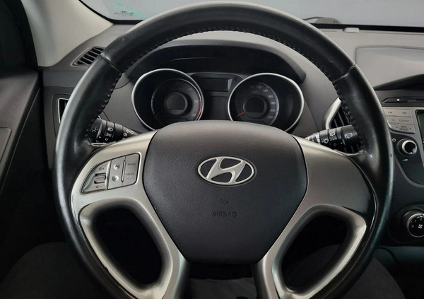 Hyundai ix35 cena 33900 przebieg: 194084, rok produkcji 2011 z Racibórz małe 277
